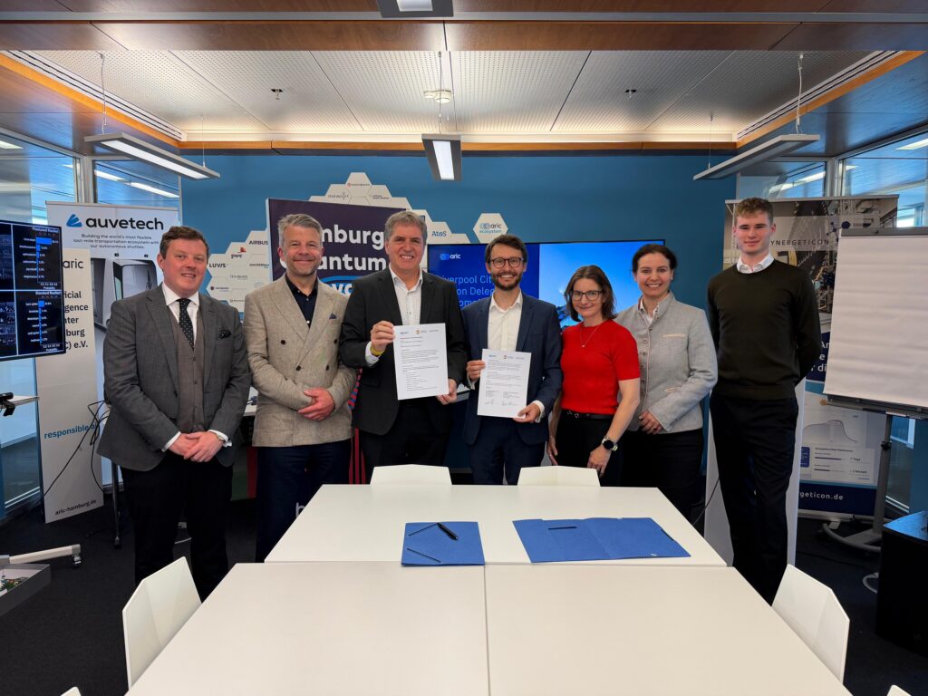 Signing of the MOU in Hamburg